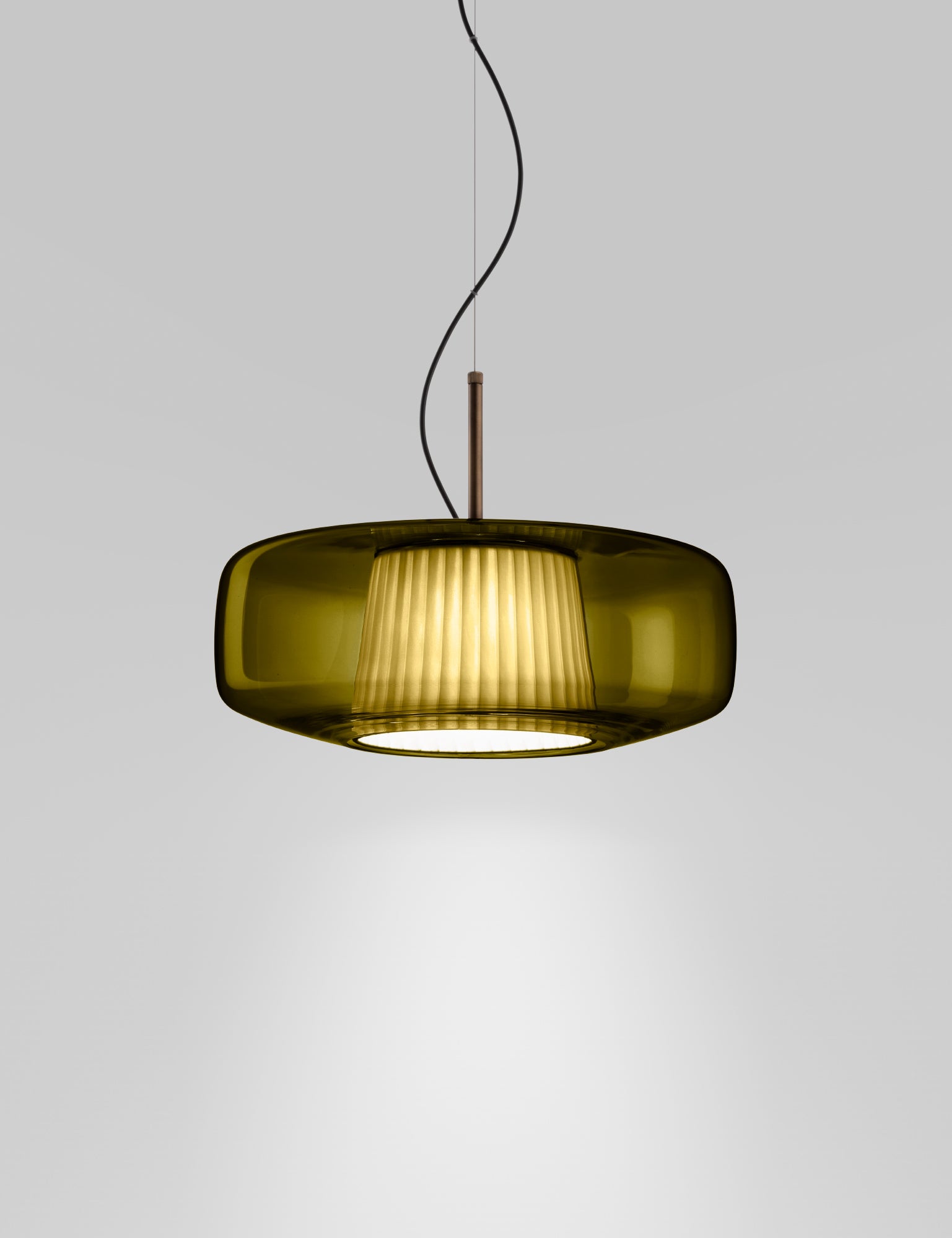 Plissè SP G Lampadario sospensione LED in vetro soffiato verde antico e tessuto