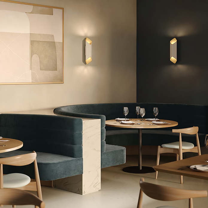 Ako 420 Phase Applique LED 2700K per interno in metallo bianco opaco oro