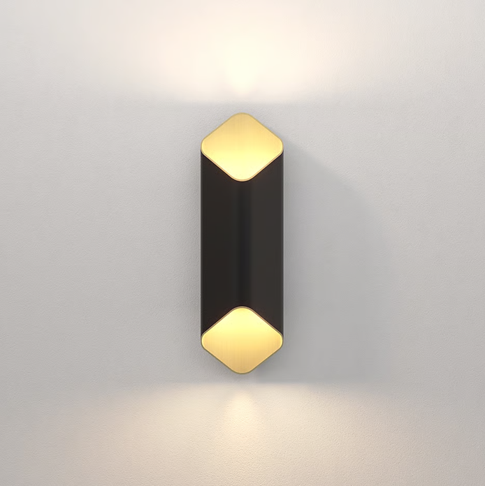Ako 420 Phase Applique LED 2700K per interno in metallo nero opaco oro