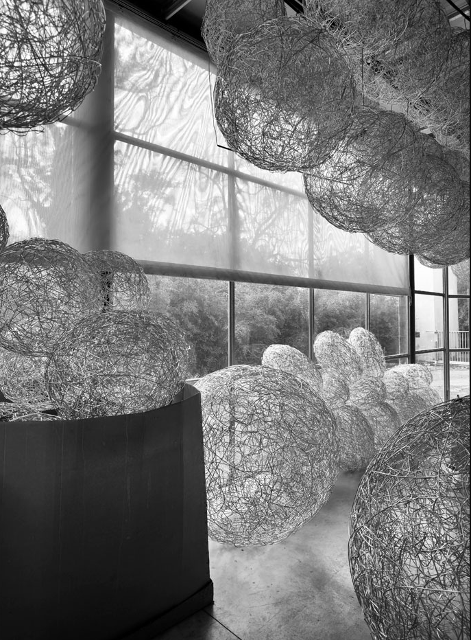 Fil de Fer F Lampada da terra sfera filo in alluminio