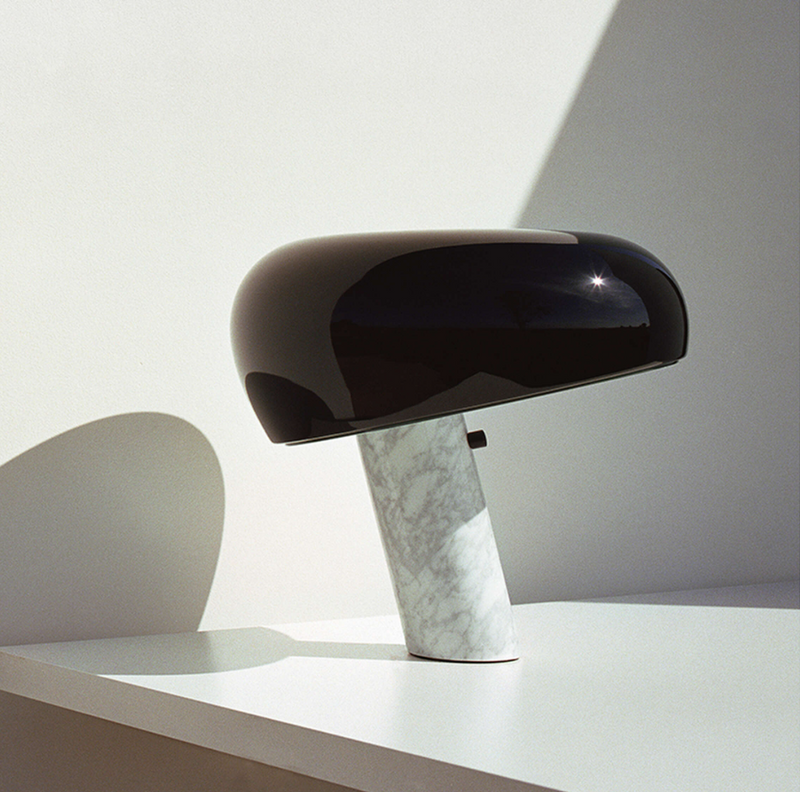 Snoopy Lampada da tavolo in marmo vetro nero