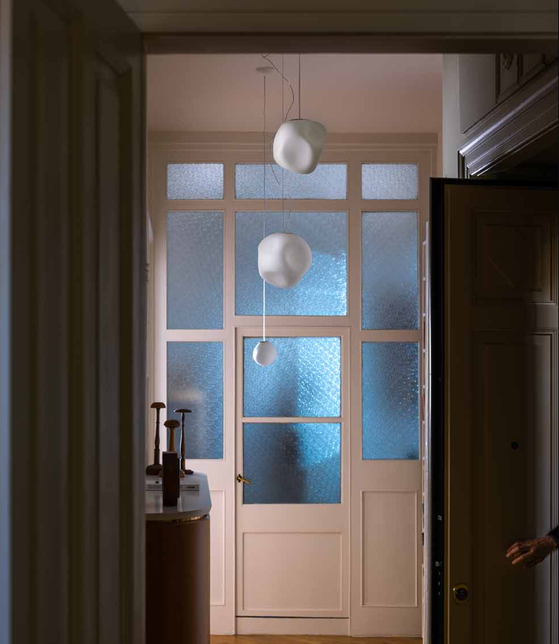 Hoba Lampadario sospensione midi in vetro soffiato bianco