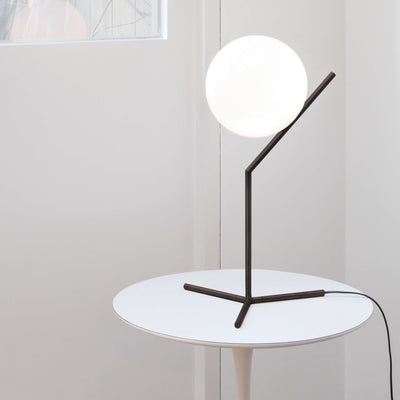 IC Lights T1 High Lampada da tavolo nero vetro soffiato Ø20 cm.