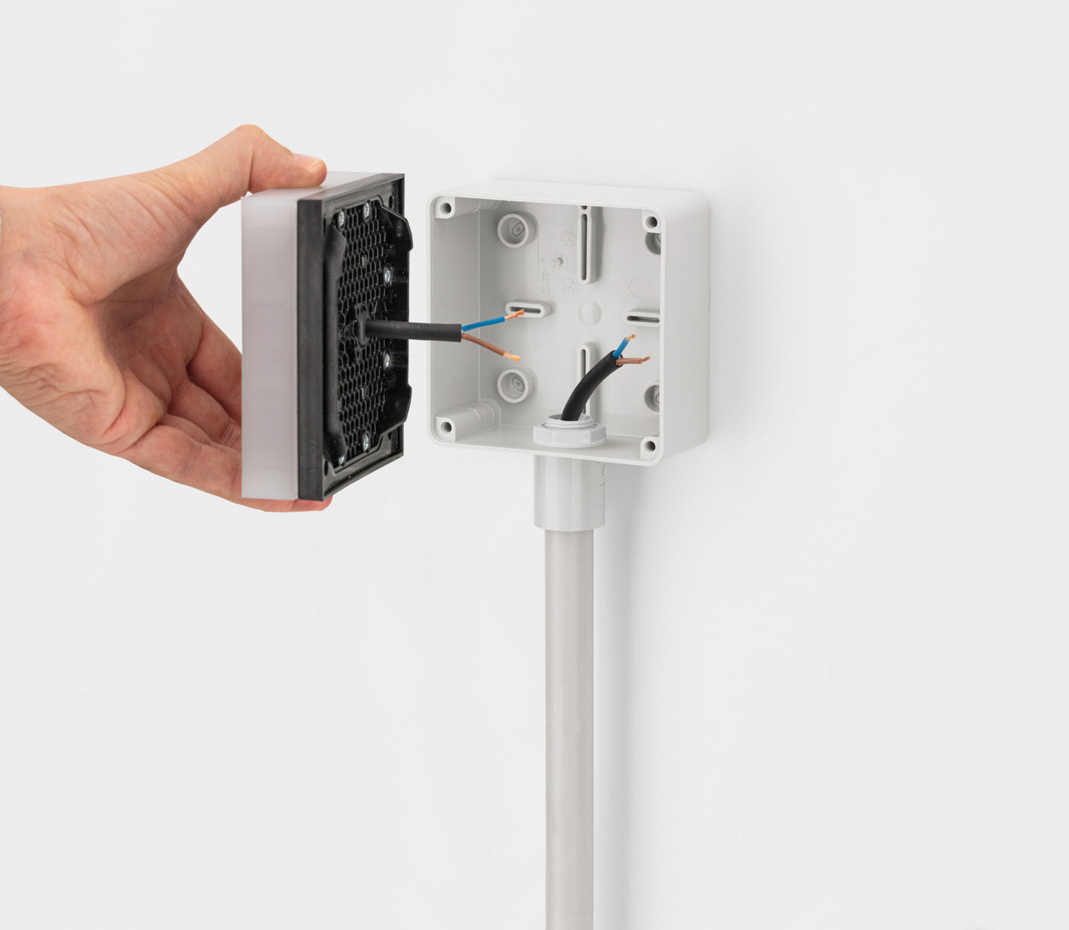 Kobo 110 Applique lampada da parete per esterno in policarbonato IP66