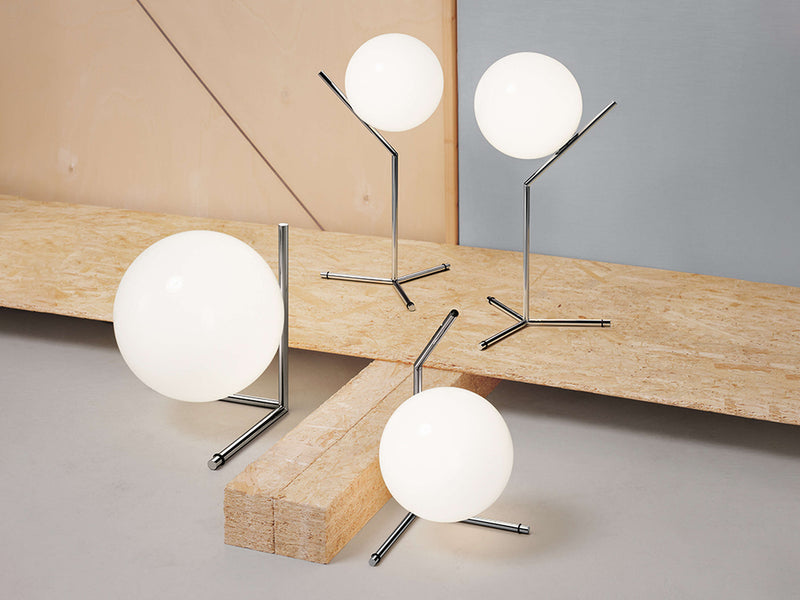 IC Lights T1 High Lampada da tavolo cromo vetro soffiato Ø20 cm.