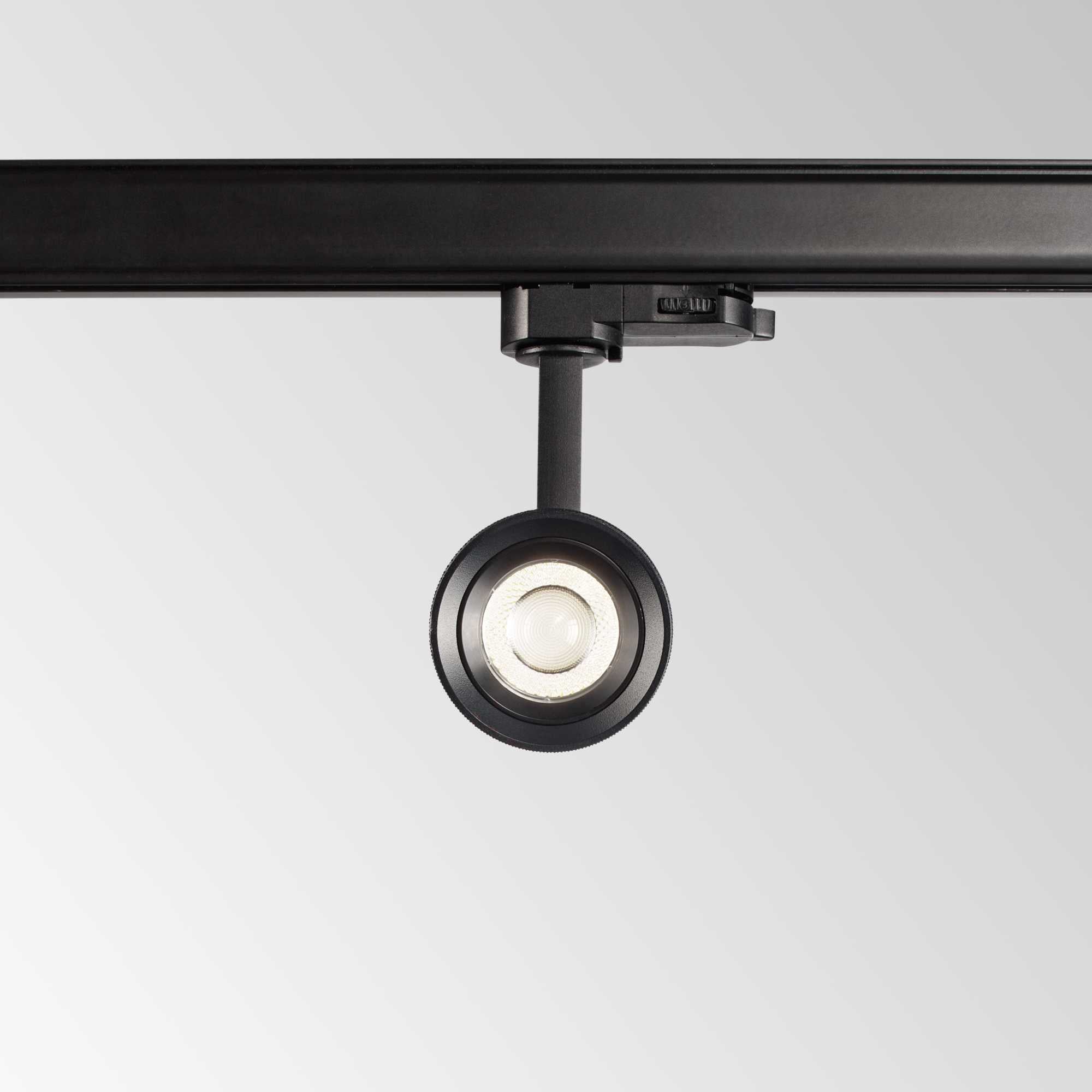 Eos 25w 3000k on-off proiettore eurtrac fascio regolabile nero