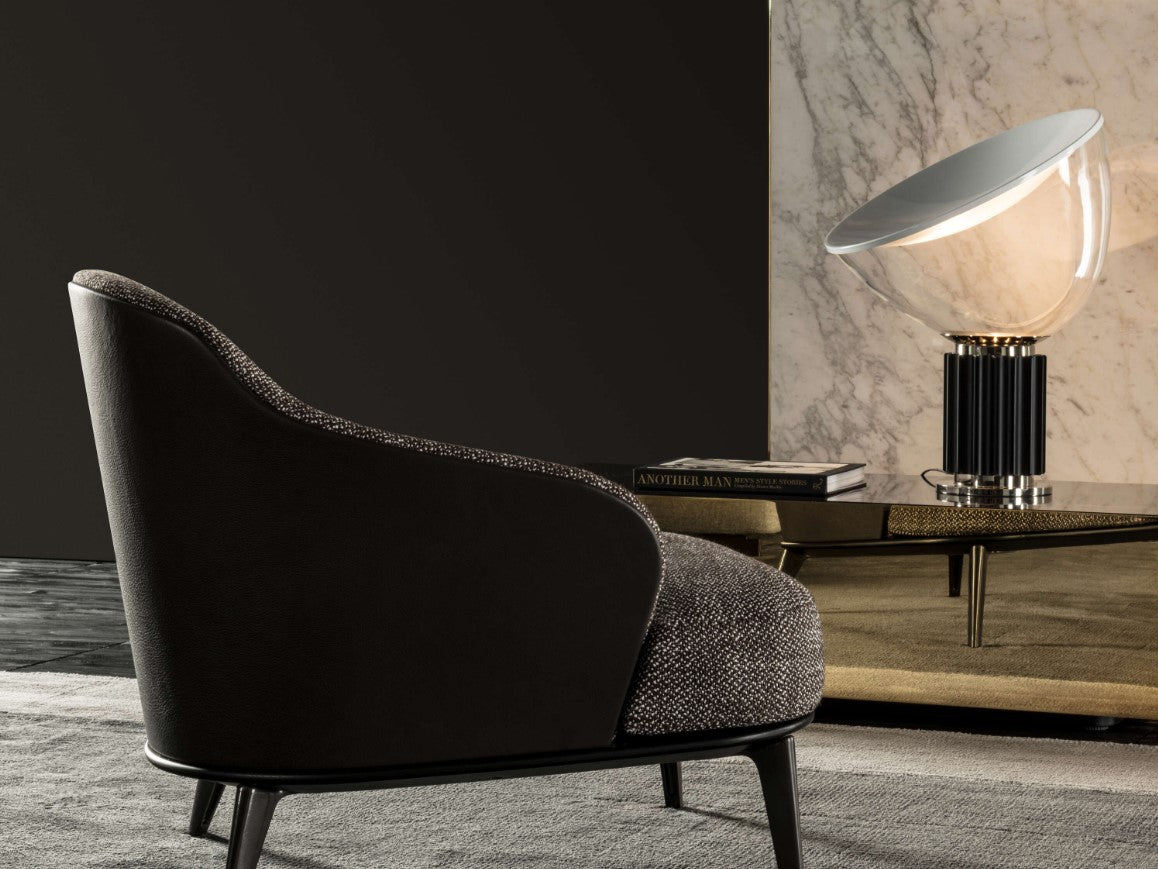 Taccia Lampada da tavolo Led diffusore vetro con base nera