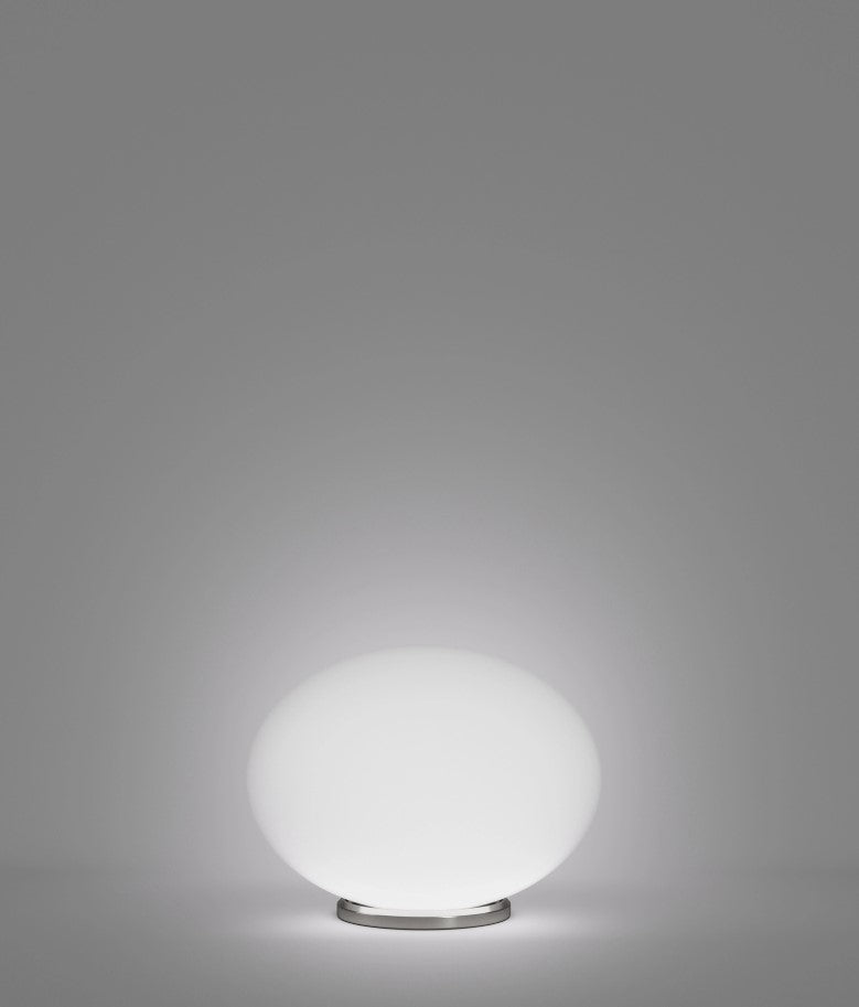 Lucciola LT P Lampada tavolo in vetro soffiato satinato diametro 36 cm.
