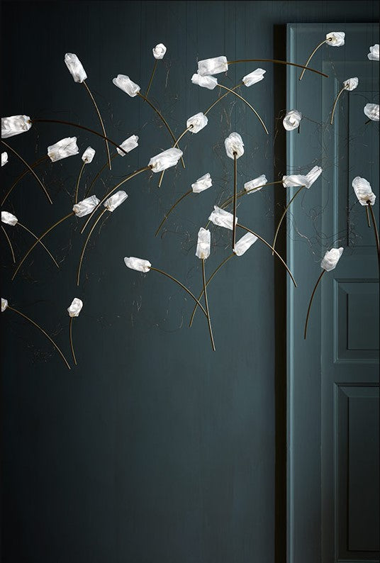 Tulip 7 Linear Suspension Lampadario 7 luci in Ottone Satinato Lentiflex®